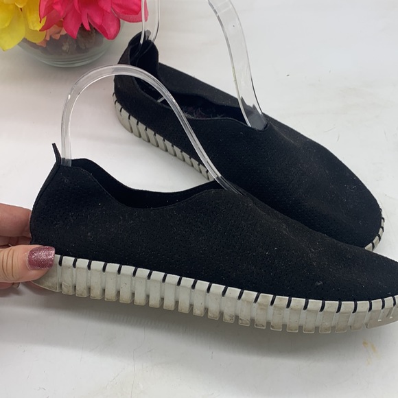 Skechers Shoes - Skechers Black Sneakers with memory foam footbed Size 6.5 SKT4559B